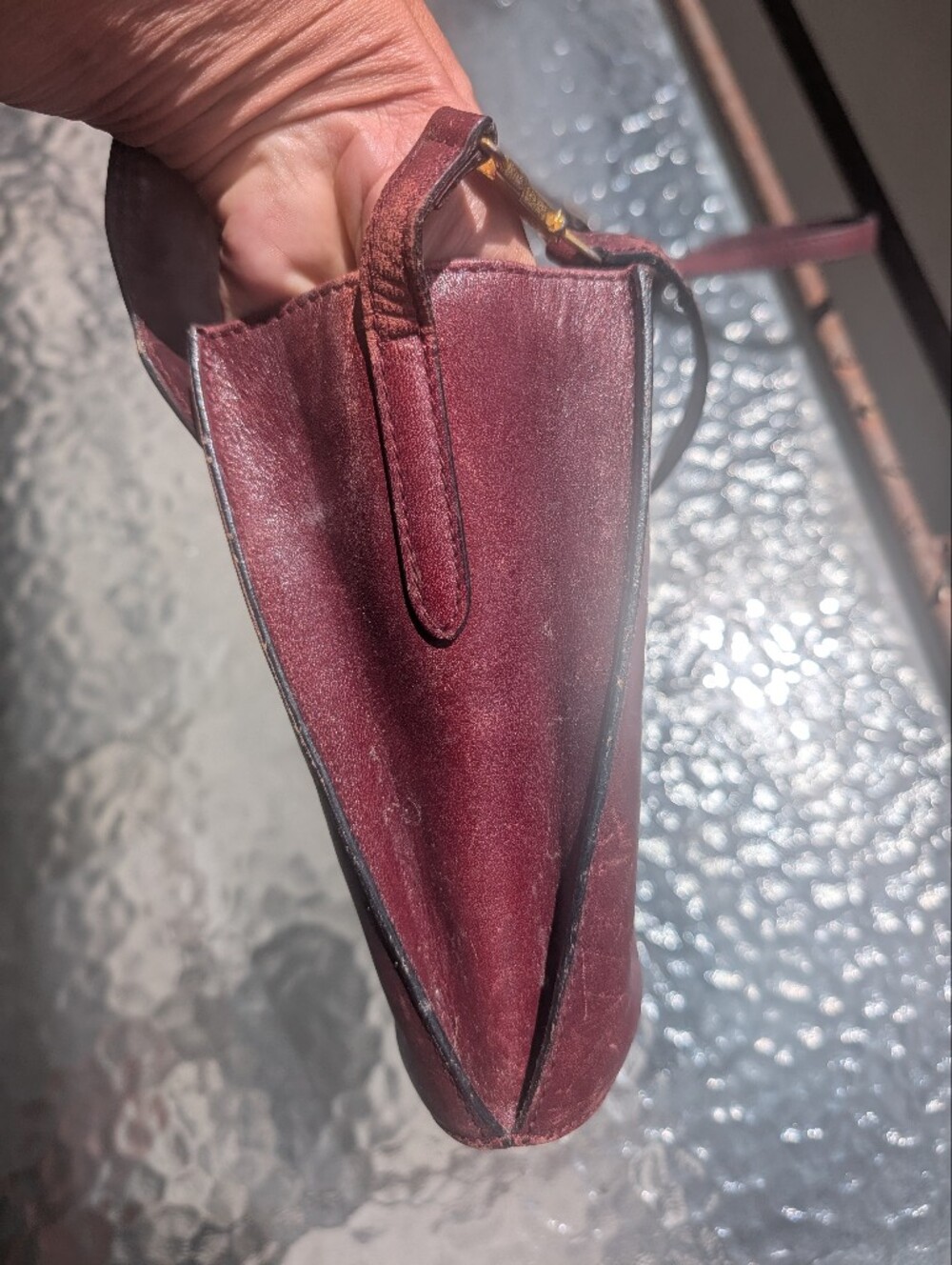 gold & pfeil made in italy Distressed Burgundy Leather mini Crossbody bag - Picture 7 of 13